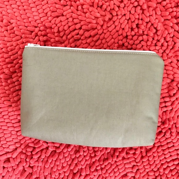 Padded Pouch - Picture 5 of 5
